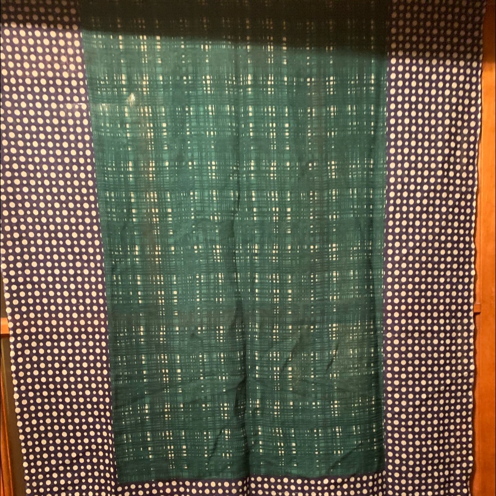 ❤️❤️❤️ Tory Burch Wool Scarf Lightweight